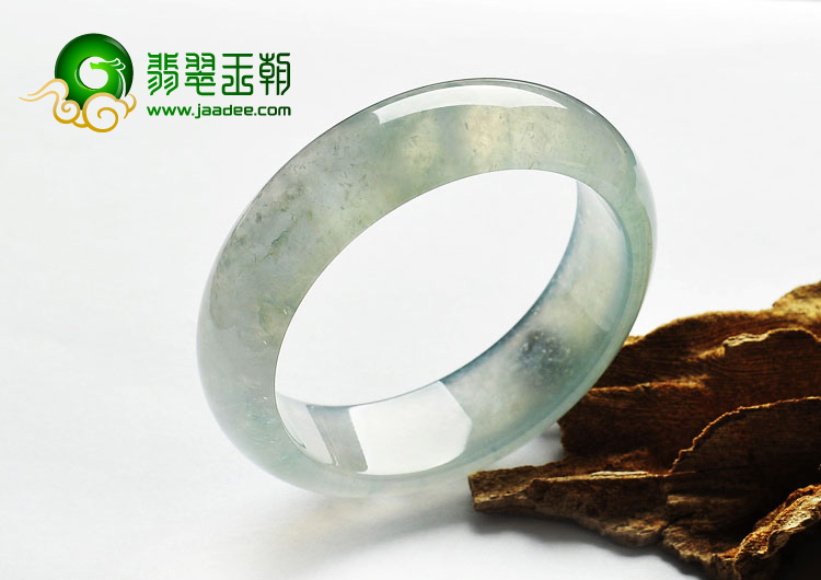 冰玻种晴水缅甸翡翠A货手镯（55.7mm）