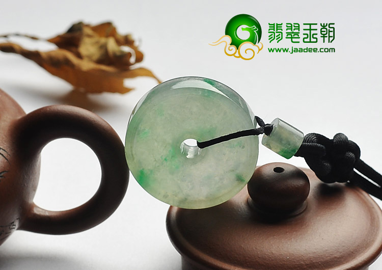 冰种飘翠缅甸翡翠A货平安扣挂件