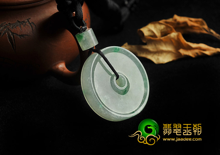冰种飘翠缅甸翡翠A货平安扣挂件