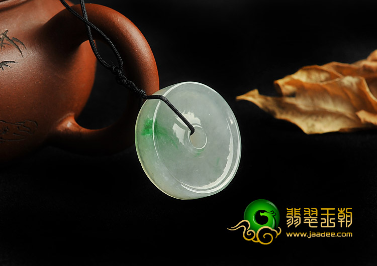 冰种飘翠缅甸翡翠A货平安扣挂件