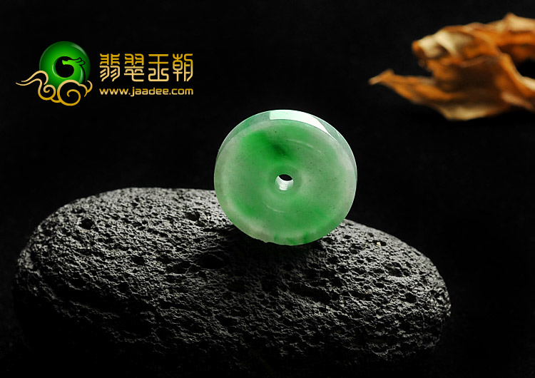 糯冰种飘翠缅甸翡翠A货平安扣挂件