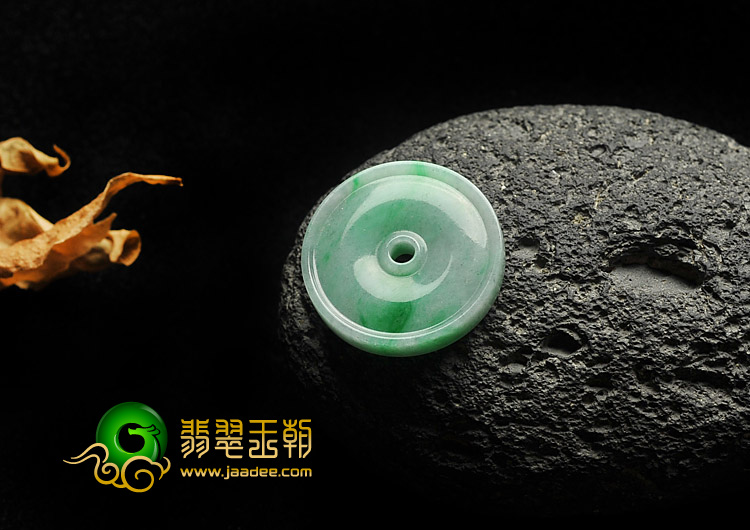 糯冰种飘翠缅甸翡翠A货平安扣挂件