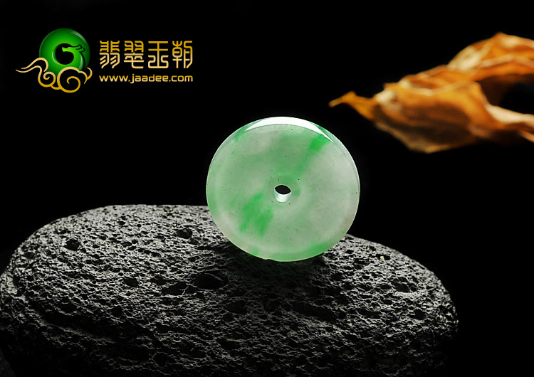 糯冰种飘翠缅甸翡翠A货平安扣挂件