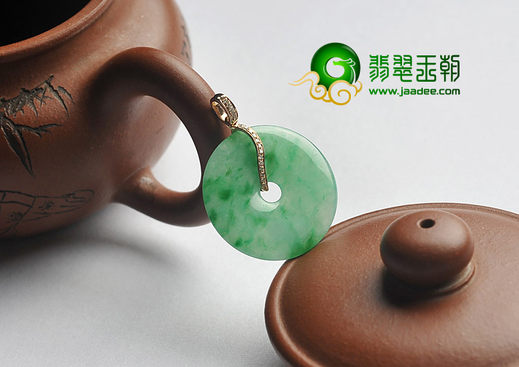冰种飘翠缅甸翡翠A货平安扣挂件