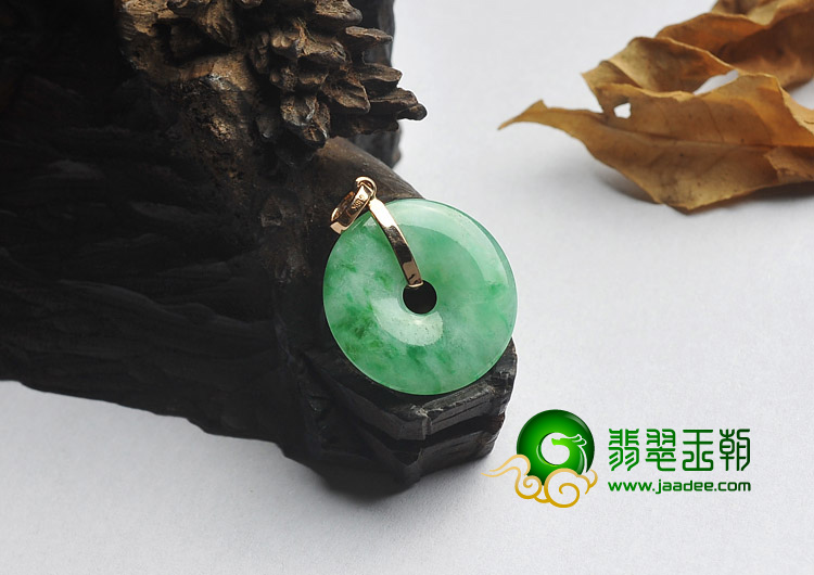 糯冰种飘翠缅甸翡翠A货平安扣挂件
