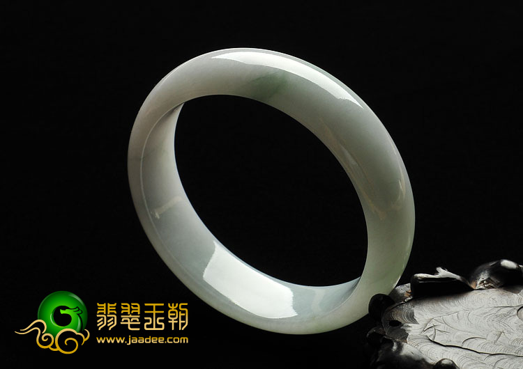 糯冰种绿晴水缅甸翡翠A货手镯（59.8mm）