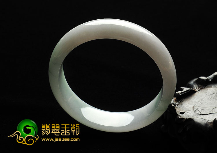 糯冰种绿晴水缅甸翡翠A货手镯（58.2mm）