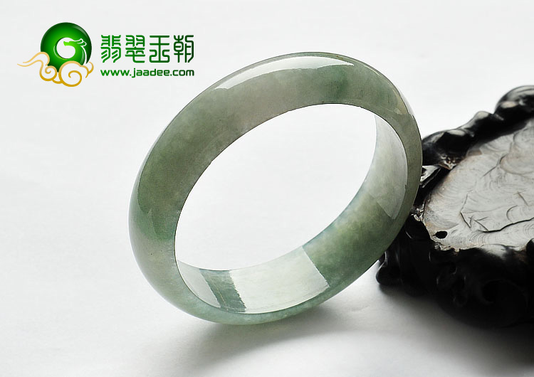 糯冰种晴水缅甸翡翠A货手镯（56.8mm）