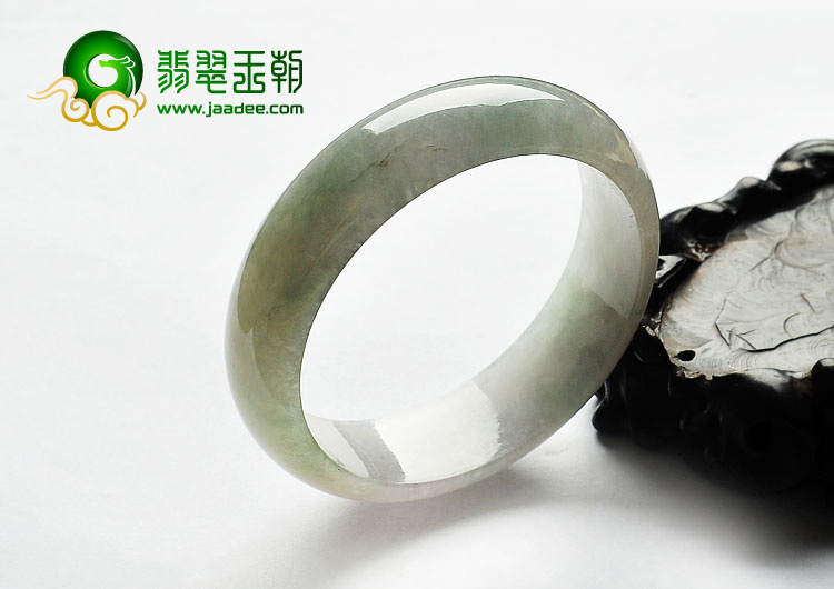 糯冰种晴水缅甸翡翠A货手镯（58.4mm）
