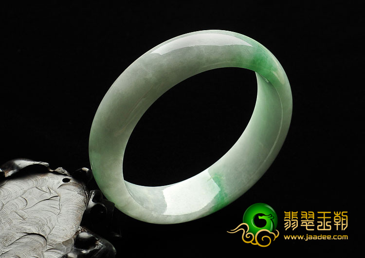 糯冰种飘翠缅甸翡翠A货手镯（56.6mm）