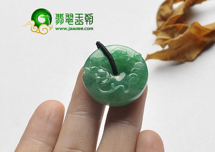 糯冰种翠色缅甸翡翠A货平安扣挂件