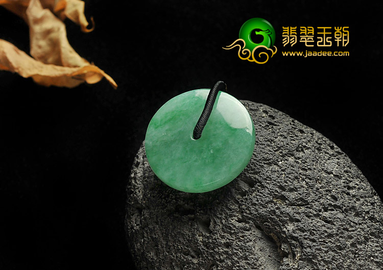 糯冰种翠色缅甸翡翠A货平安扣挂件