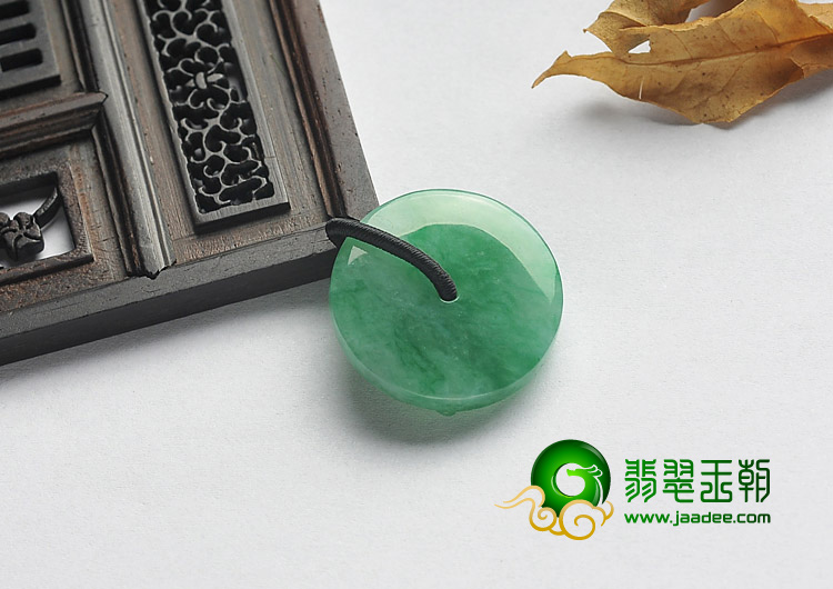 糯冰种翠色缅甸翡翠A货平安扣挂件