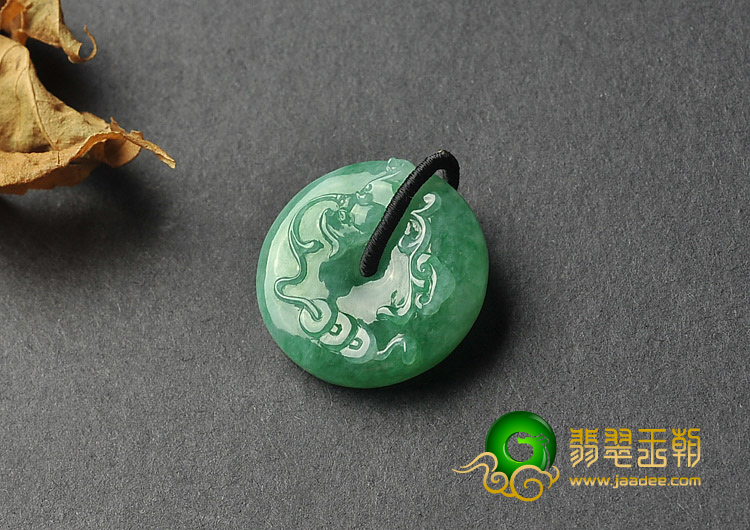 糯冰种翠色缅甸翡翠A货平安扣挂件