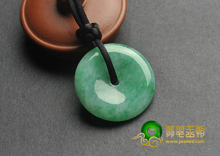 糯冰种翠色缅甸翡翠A货平安扣挂件