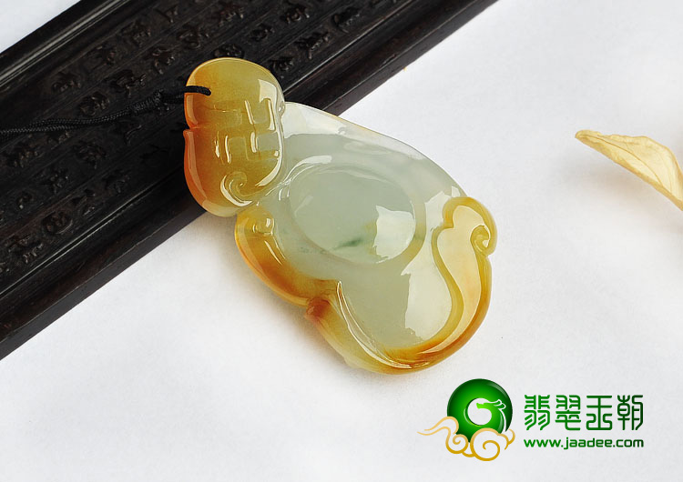 冰种褐黄翡略飘花缅甸翡翠A货观音挂件