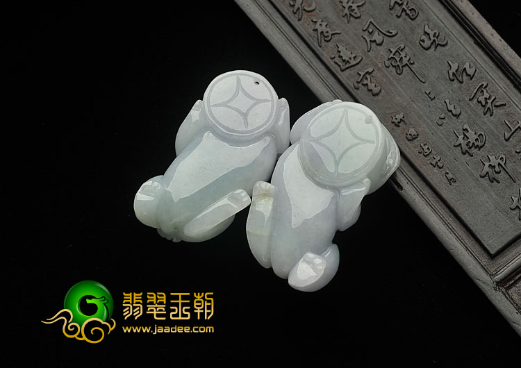 糯冰种春带彩缅甸翡翠A货貔貅挂件（一对）
