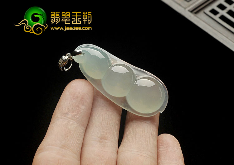 冰种晴水缅甸翡翠A货福豆挂件