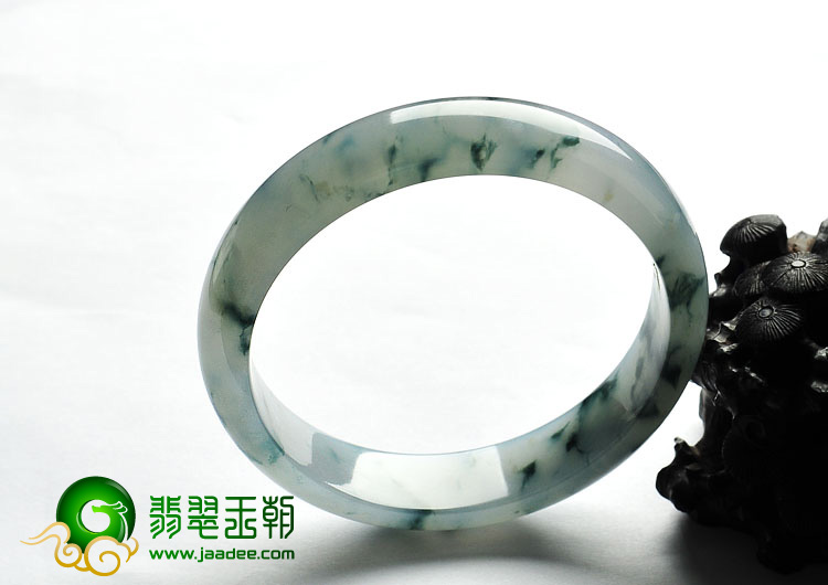 冰种飘花缅甸翡翠A货手镯（61.2mm）