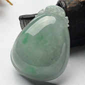 糯冰种飘翠缅甸翡翠A货福瓜挂件