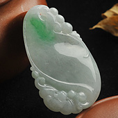 糯冰种飘翠缅甸翡翠A货福瓜挂件