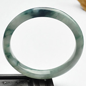 糯冰种飘花缅甸翡翠A货手镯（57.5mm）