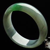 糯冰种飘翠缅甸翡翠A货手镯（58.4mm）