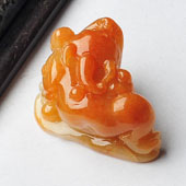 糯冰种红黄翡缅甸翡翠A货金蟾挂件