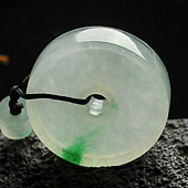 冰种飘翠缅甸翡翠A货平安扣挂件