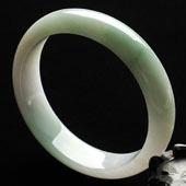 糯冰种绿晴水缅甸翡翠A货手镯（59.8mm）