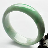 糯冰种飘翠缅甸翡翠A货手镯（56.5mm）