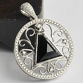 冰种墨翠缅甸翡翠A货银镀白金心形胸坠（水钻）