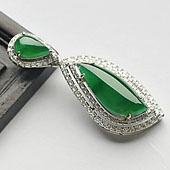 冰种正阳绿缅甸翡翠A货镶白金水滴胸坠（真钻）