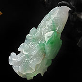 冰种飘翠缅甸翡翠A货白菜挂件