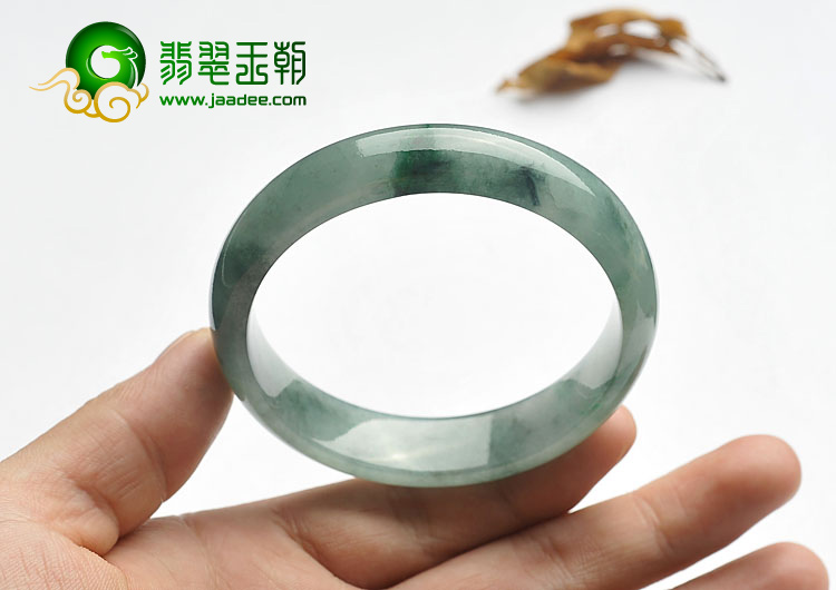 糯冰种晴水飘花缅甸翡翠A货手镯（56.1mm）