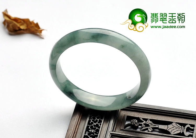 糯冰种晴水飘花缅甸翡翠A货手镯（56.1mm）