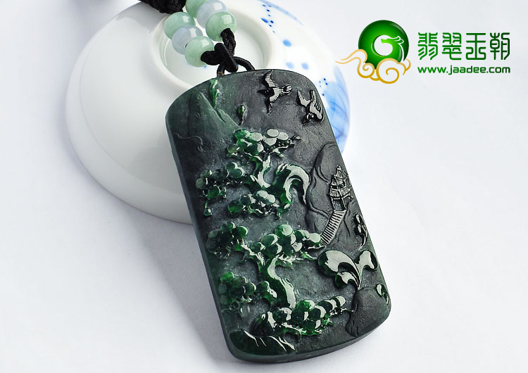 糯冰种癣加绿缅甸翡翠A货山水牌挂件