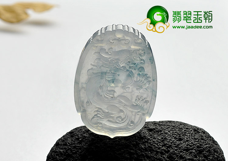 冰种飘花缅甸翡翠A货龙凤牌挂件