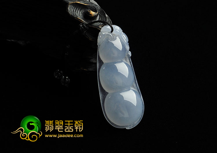 冰种紫罗兰缅甸翡翠A货四季豆挂件