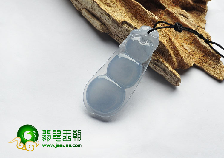 冰种紫罗兰缅甸翡翠A货四季豆挂件