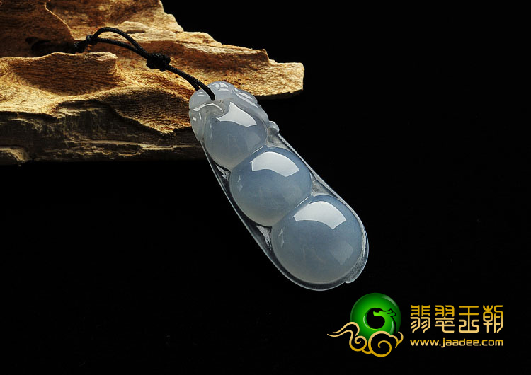 冰种紫罗兰缅甸翡翠A货四季豆挂件