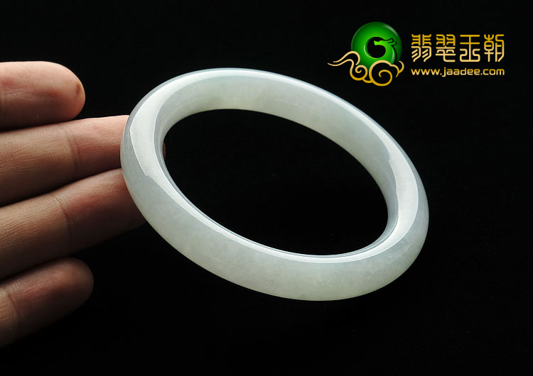糯冰种晴水缅甸翡翠A货圆条手镯（56.2mm）