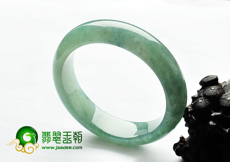 糯冰种晴水缅甸翡翠A货手镯（58.7mm）