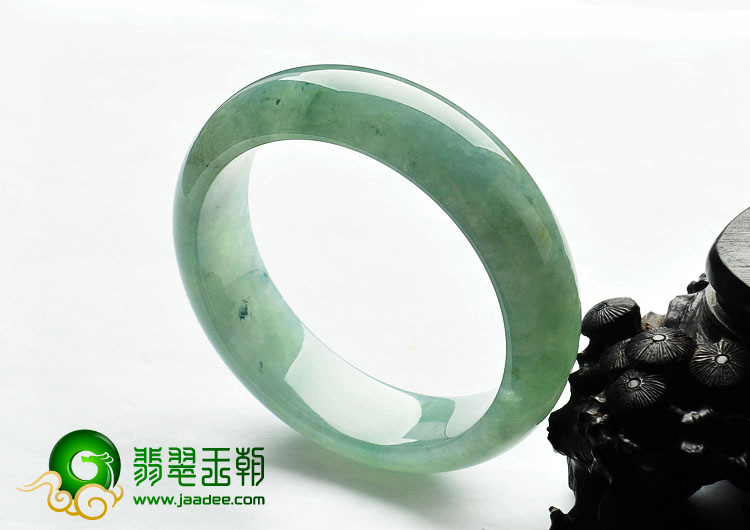 糯冰种晴水缅甸翡翠A货手镯（58.5mm）