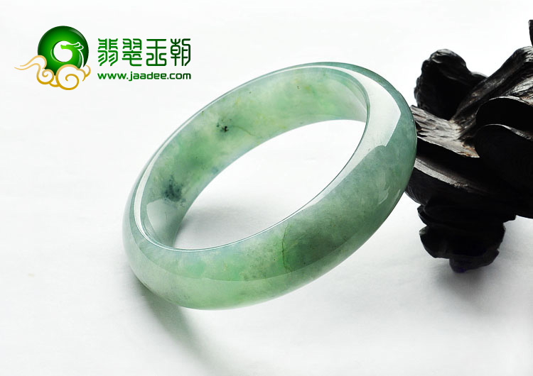 糯冰种晴水缅甸翡翠A货手镯（59.8mm）