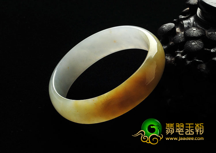 冰种黄翡缅甸翡翠A货贵妃镯（53.2mm-47.9mm）