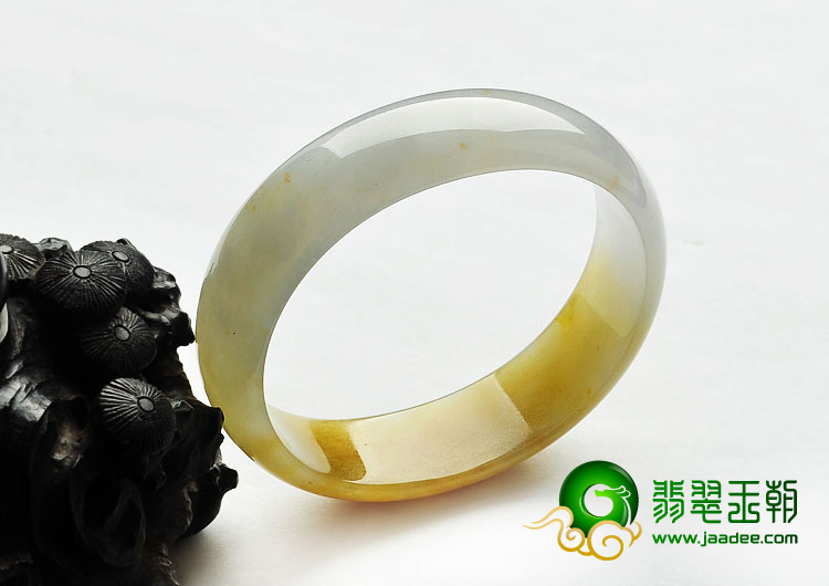冰种黄翡缅甸翡翠A货贵妃镯（53.2mm-47.9mm）