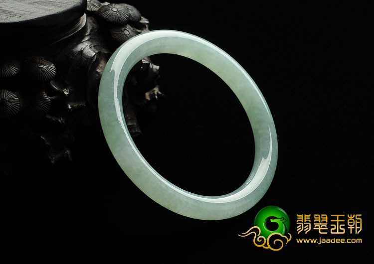糯冰种晴水缅甸翡翠A货圆条手镯（53.4mm）