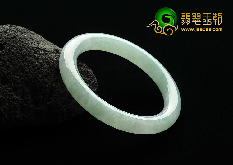 糯冰种晴水缅甸翡翠A货圆条手镯（53.3mm）