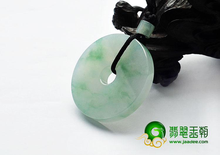 冰种飄绿花缅甸翡翠A货平安扣挂件